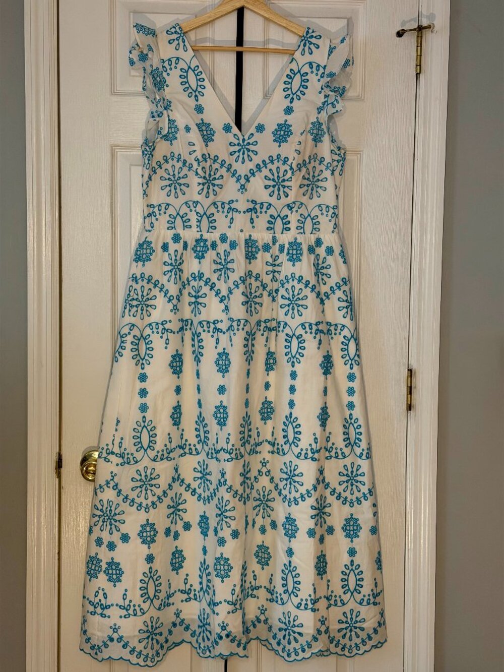Lilly Pulitzer Lillyanne Flutter Sleeve Eyelet Midi Dress in Turquoise Oasis En